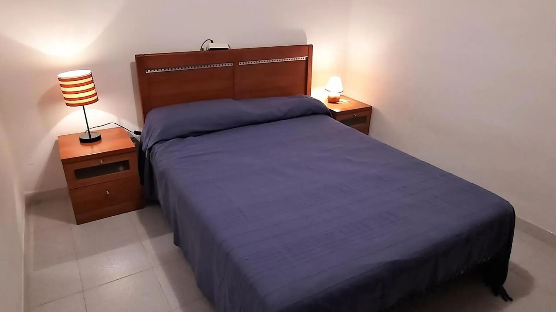 Apartamento En Llanca Con Terraza, Bbq Y Cerca De Playas Y Actividades - Es-170-25 Apartment